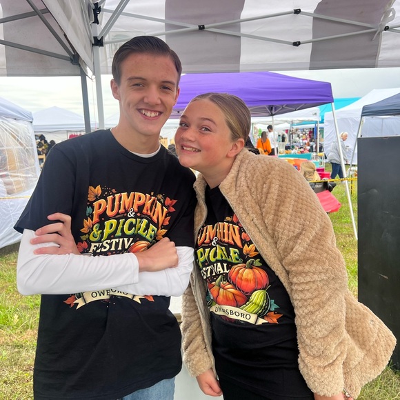 𝖧𝖾𝗒♥︎ - Picture 3 of 6